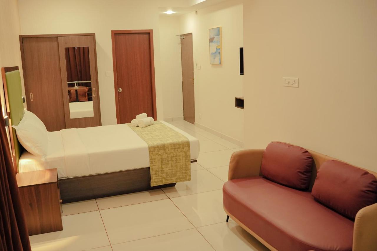 Esquina Residency Hotel Kochi ภายนอก รูปภาพ